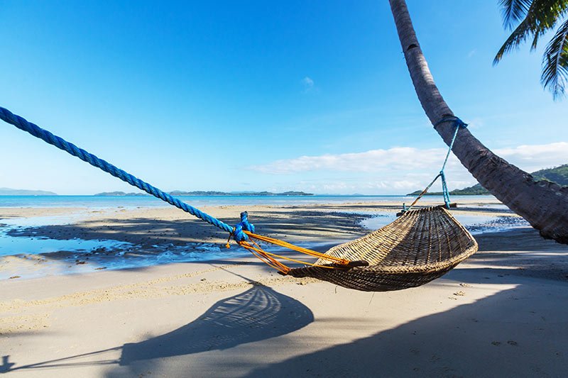 tropical-beach-PSXD4ZR.jpg